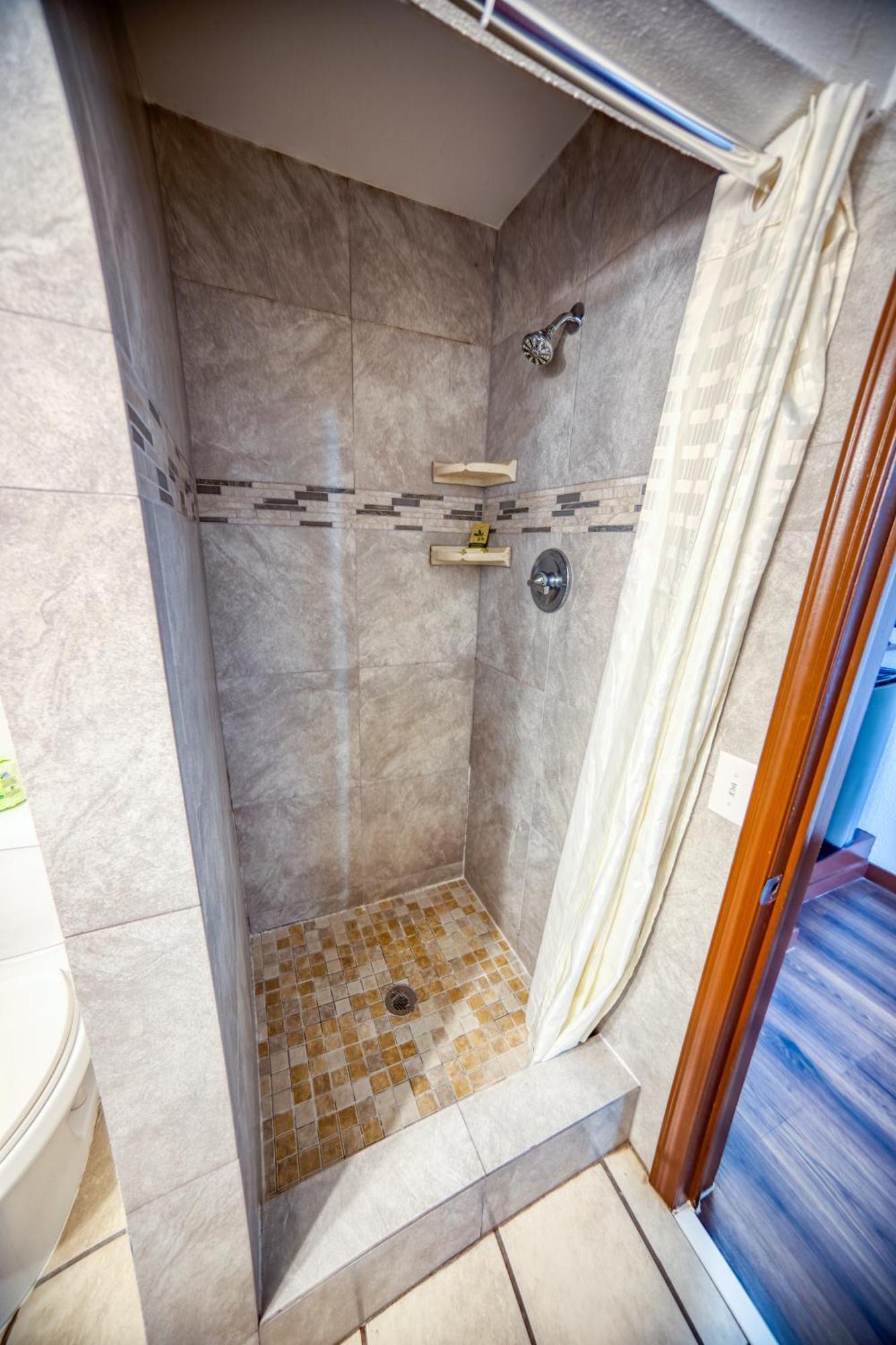 Budget Inn Даллес Экстерьер фото